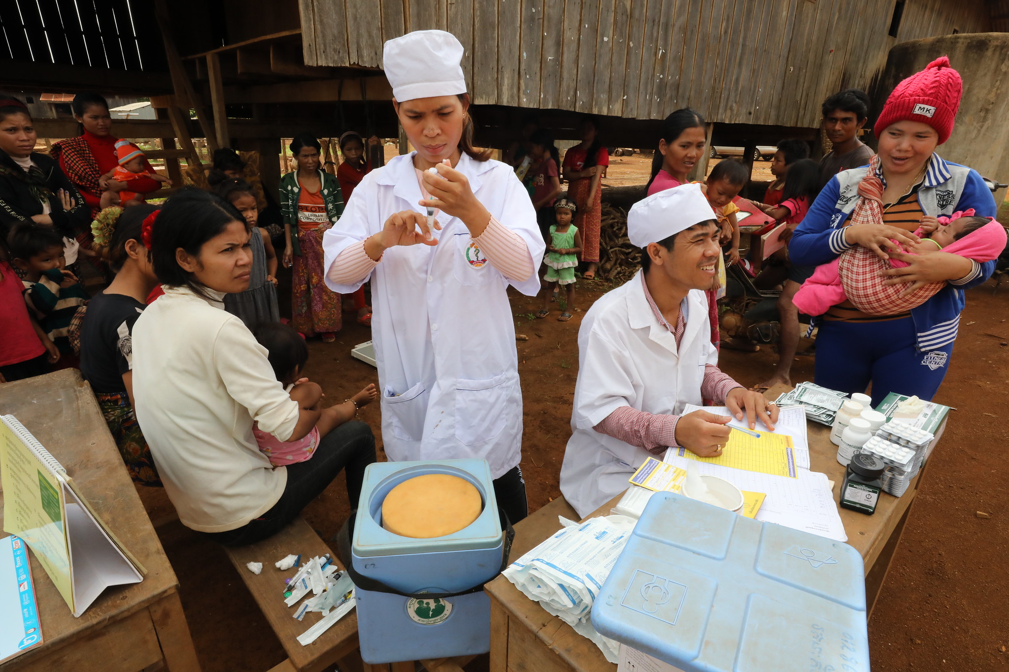 Yorn Savady, a Midwife vaccinates dozens of local kids in Kamen Thom Village, Cambodia on May 22, 2019. Photo © Dominic Chavez/The Global Financing Facility