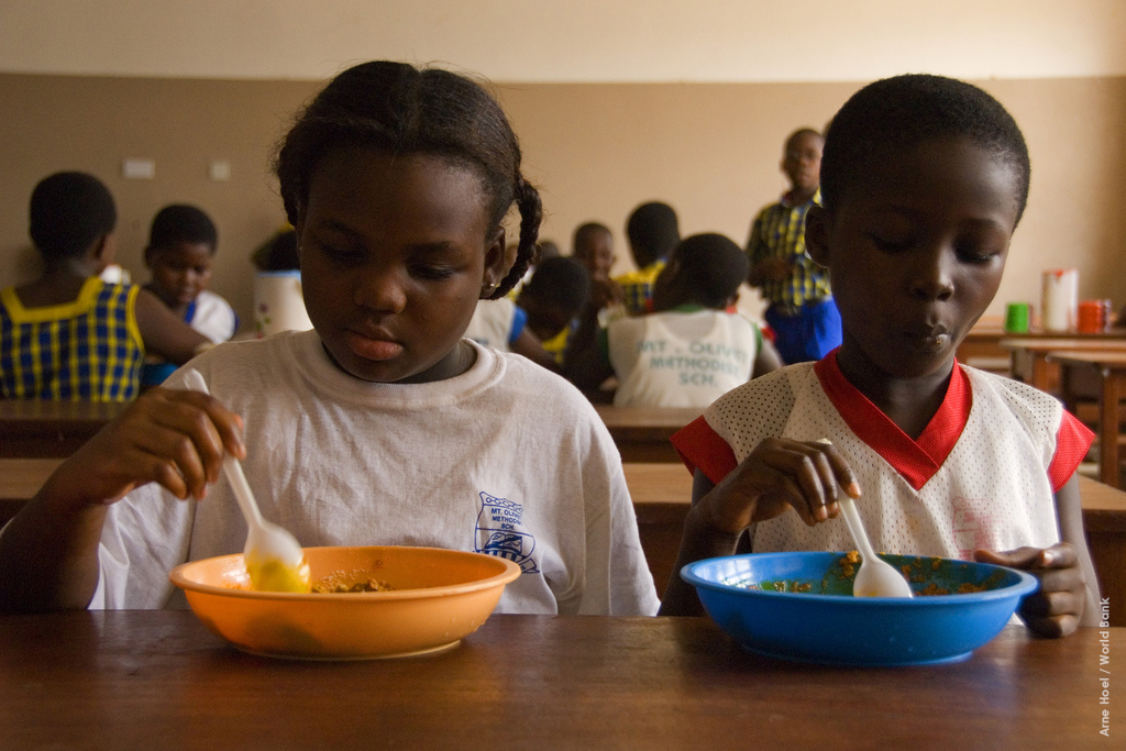 Children having a meal at school - Photo: Arne Hoel/The World Bank