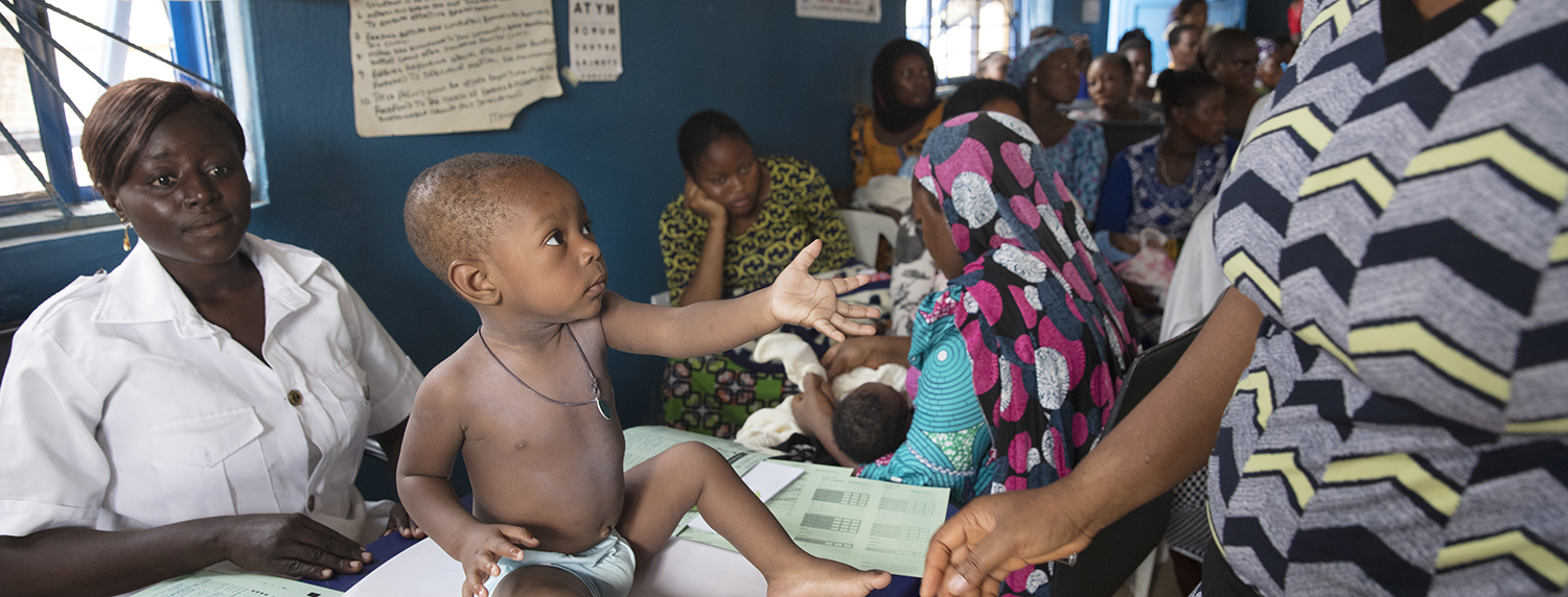 Mothers babies weight checked Primary Health Care Maraba Nigeria Dominic Chavez GFF
