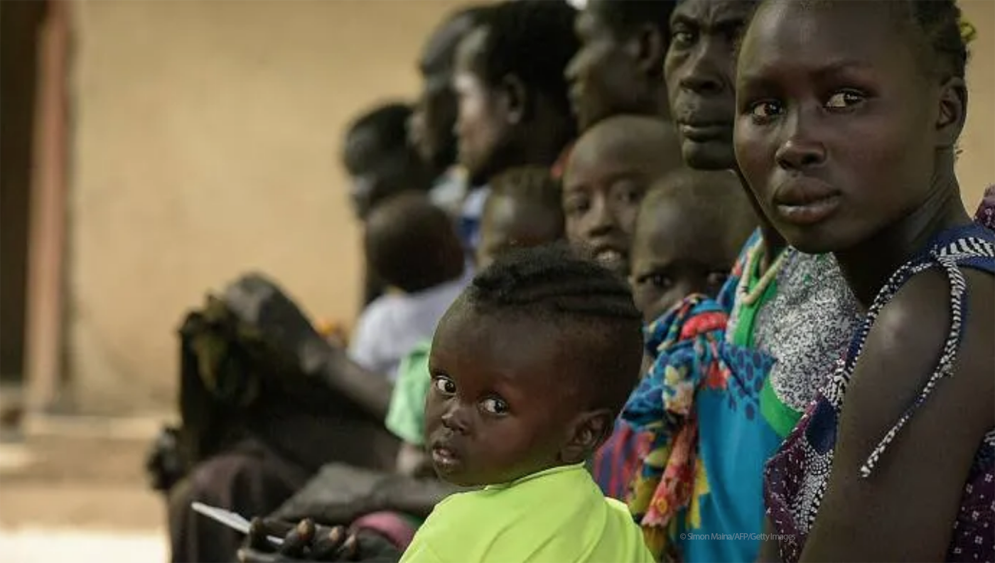 Patients wait for treatment at a health centre in Udier, South Sudan. © Simon Maina/AFP/Getty Images