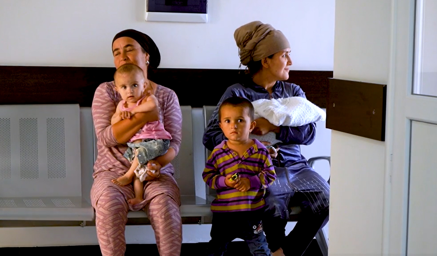 Tajikistan mothers and children at the hospital. World Bank