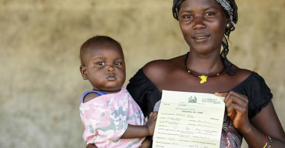 Sierra-Leone-birth-certificate-unicef-oliver-asselin